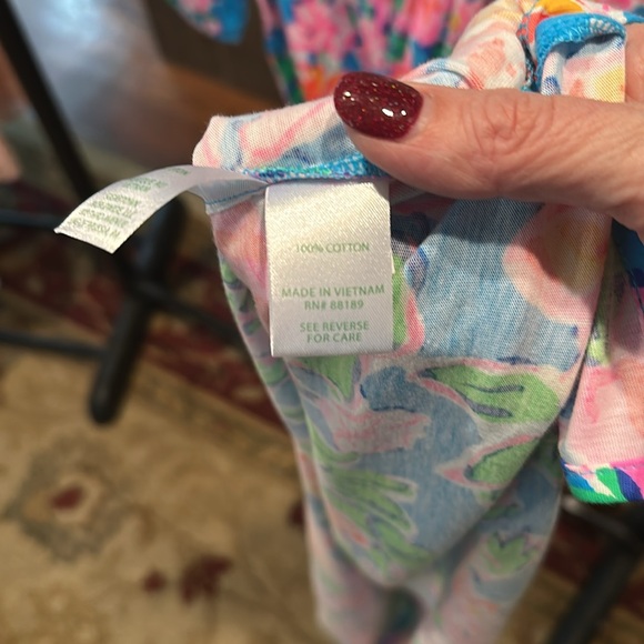 Lilly Pulitzerer T-shirt dress with belt. Size XL Multi Color - Picture 4 of 4